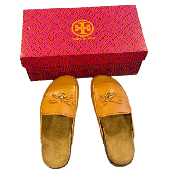 Tory Burch Shoes - WOMEN’S size 6 1/2 Tory Burch Mule
